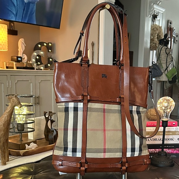 BURBERRY Brown Bridle Housecheck Leather and Canvas Slim Tote, 🤎 GORGEOUS 🧡 - Picture 2 of 16
